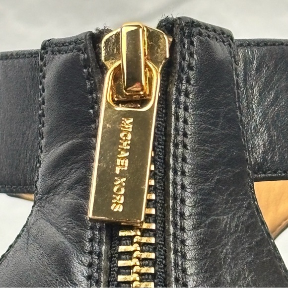 Michael Kors Black T-Strap Women's Wedge Sandals Size 7.5 - Picture 8 of 11